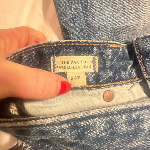 Madewell The Petite Darted Barrel-Leg Jean - Picture 3 of 5